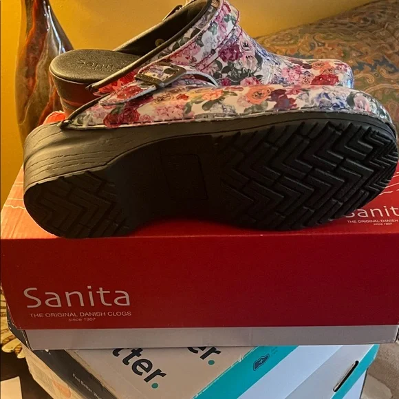 Sanita Multicolor Floral Clogs - Picture 5 of 5